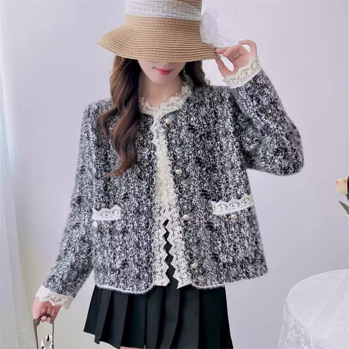 Damen Strickjacke mit Perlen und Spitzen Norvielle