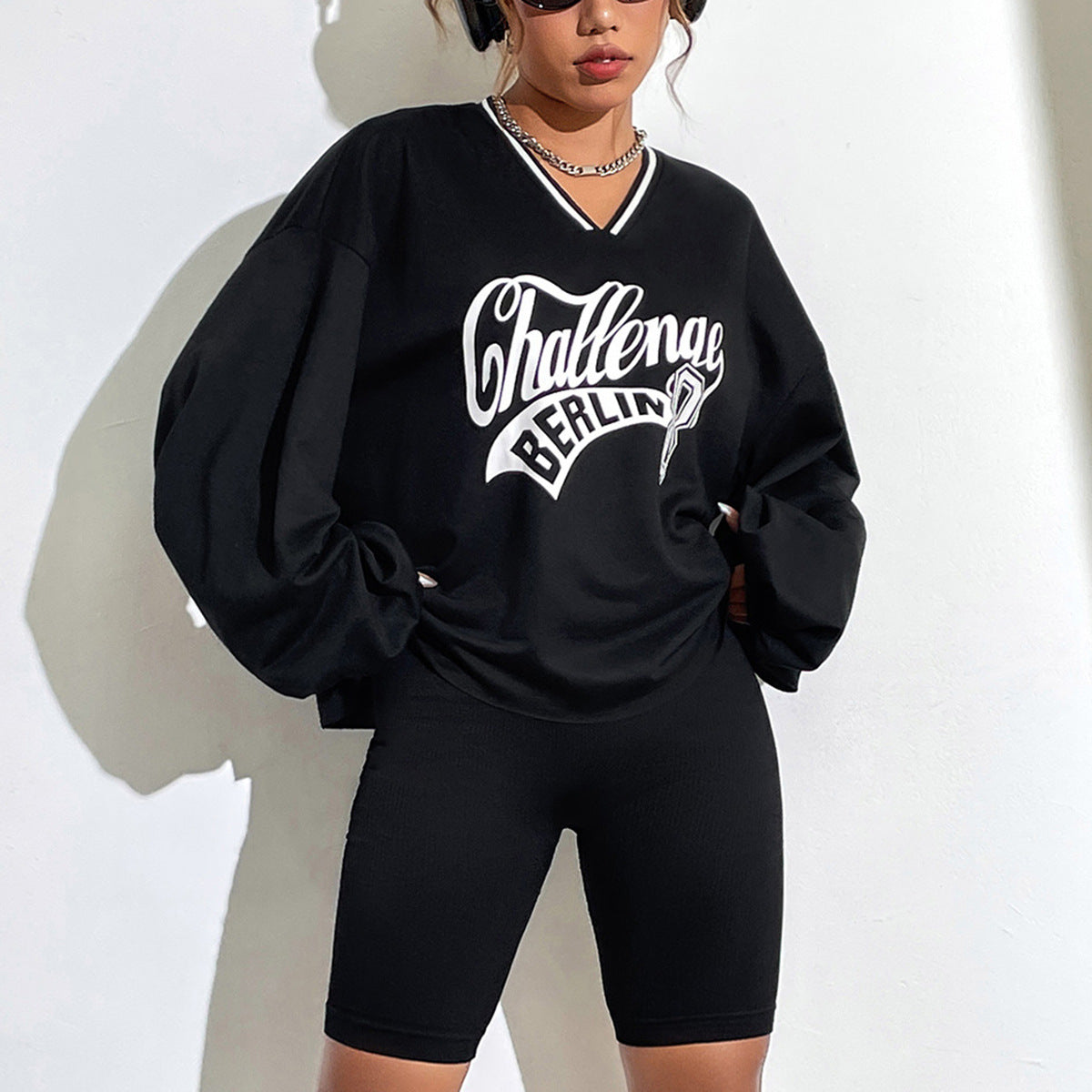 Damen Oversized Sweatshirt V-Ausschnitt Grafikprint Norvielle - Norvielle