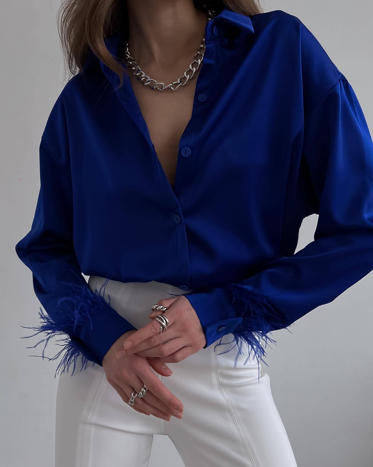 Damen Bluse Bunt Federn Eleganter Schnitt