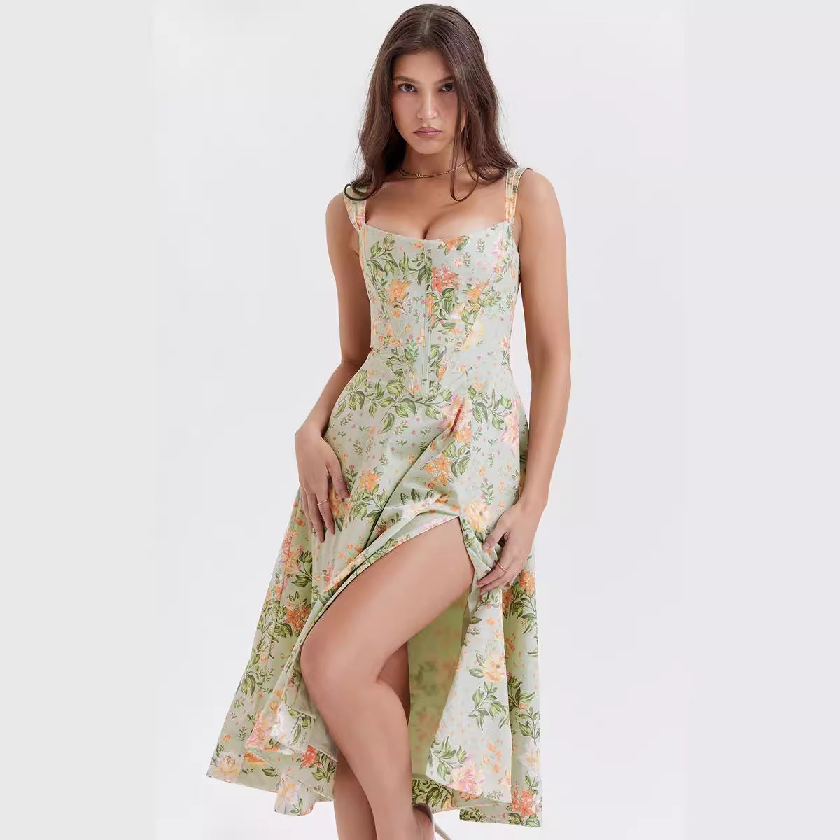Damen Sommerkleid mit Blumenmuster und hoher Beinschlitze Norvielle
