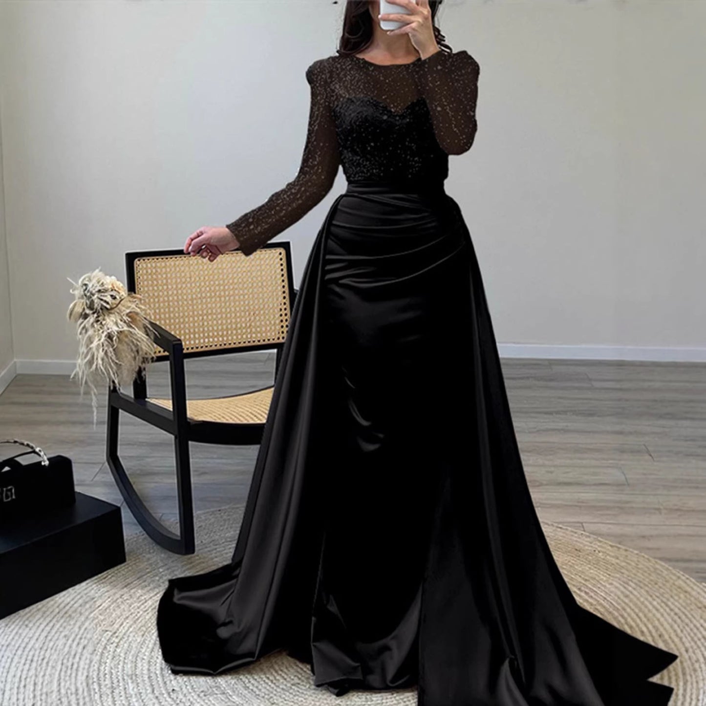 Damen Abendkleid Paillettenoberteil Satinrock Elegant