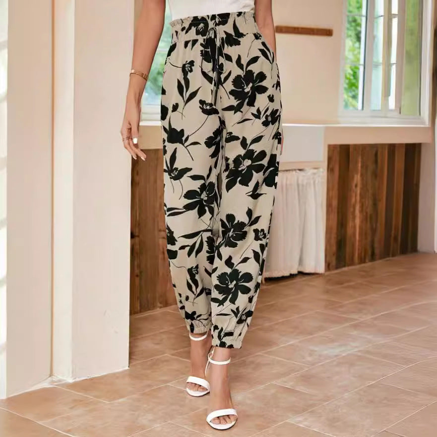 Damen Blumendruck-Hosen Norvielle Trend