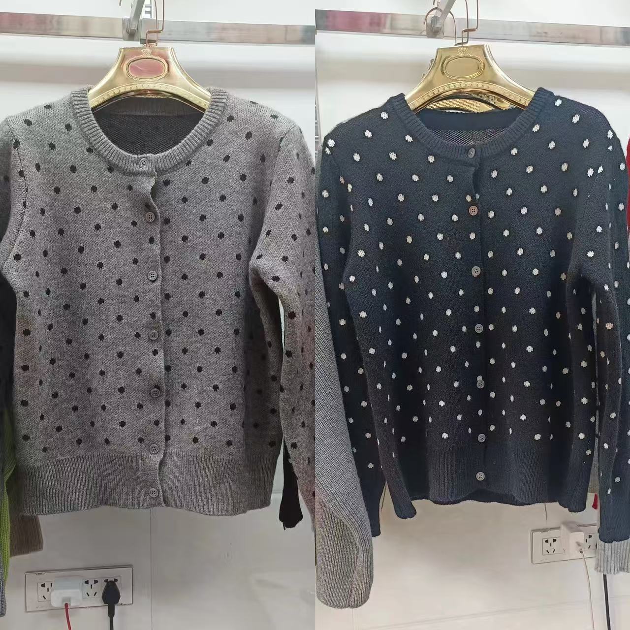 Damen Strickcardigan mit Punkten Norvielle