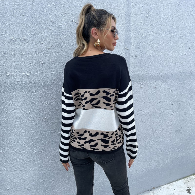 Damen Pullover mit gestreiften Ärmeln und Tierdruck