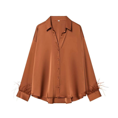Damen Satinbluse mit Federverzierungen Elegant