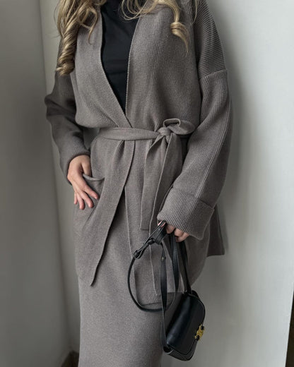 Damen Bleistiftkleid mit Blazerjacke und Taschen
