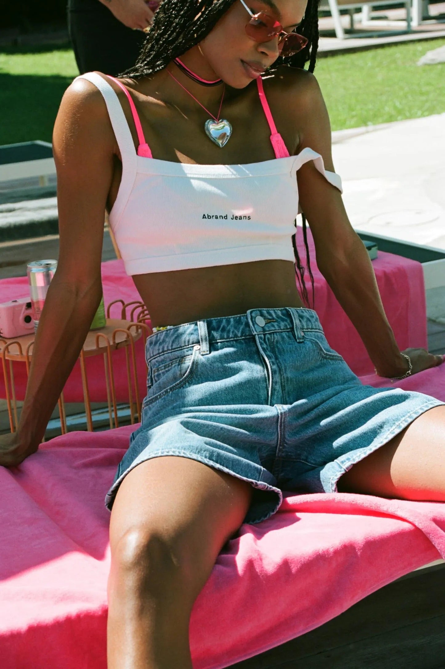 Damen Relaxed Fit Denim Shorts