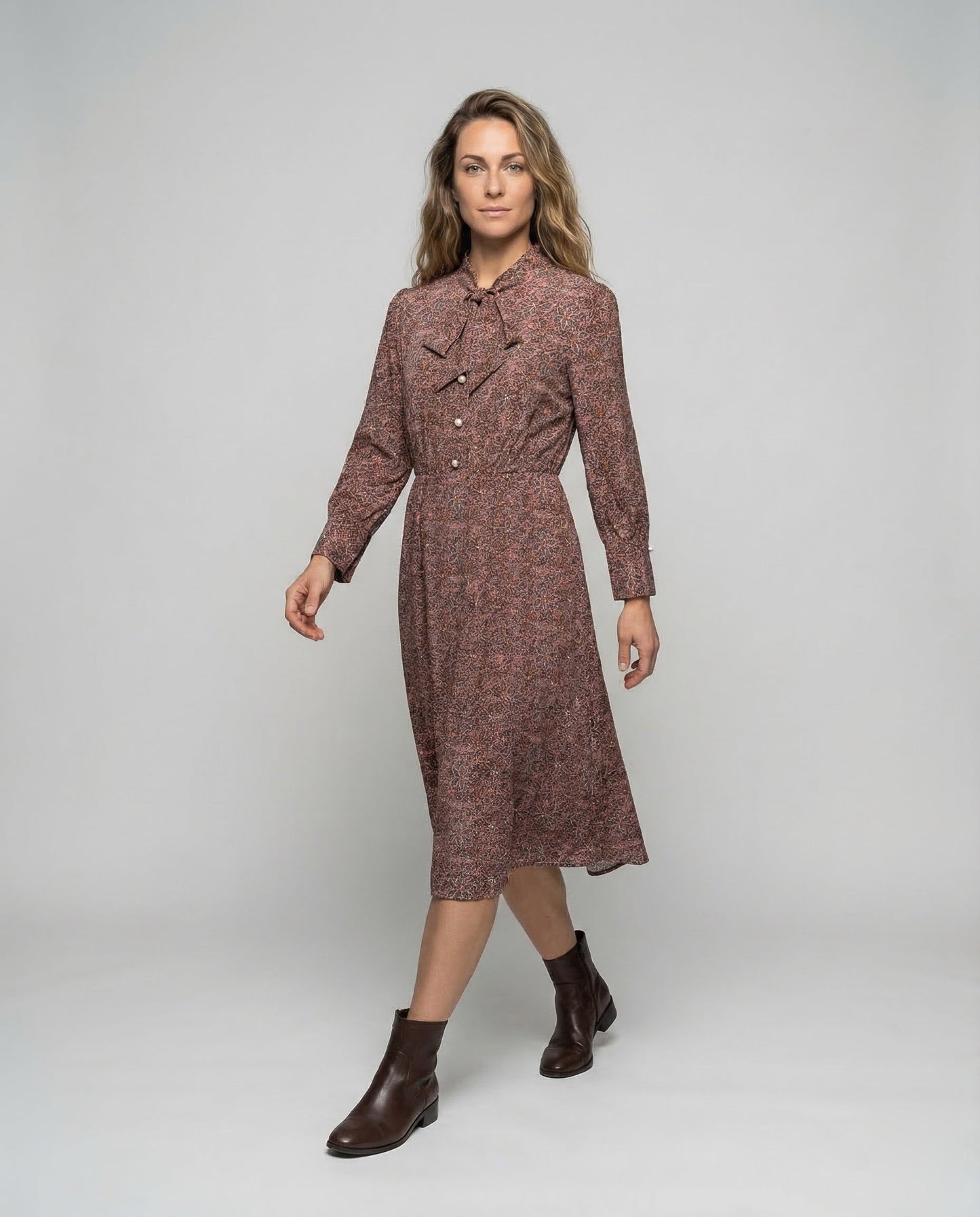 Damen Maxikleid mit Schluppenkragen - Norvielle