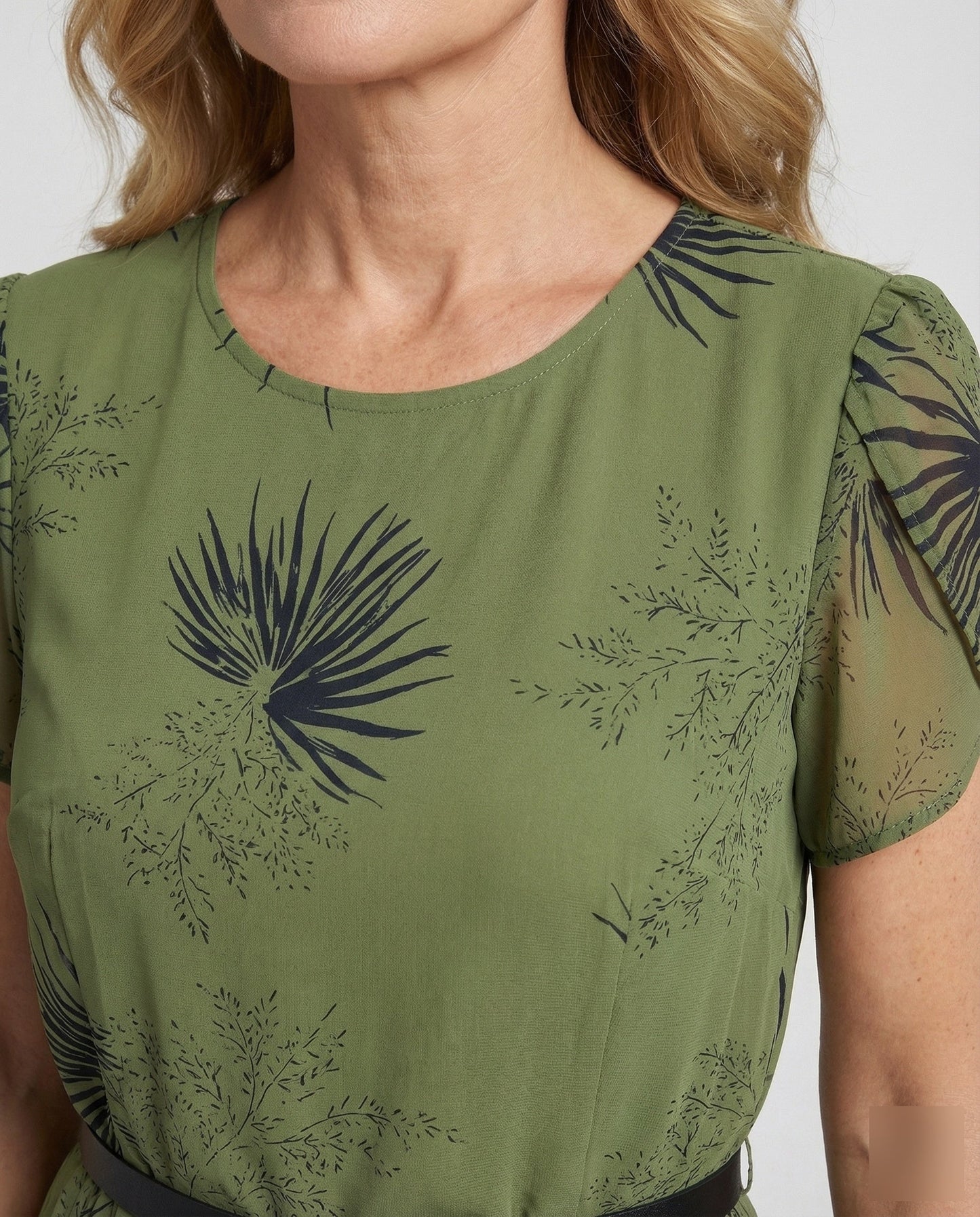 Product 15518302765386 - close_up_detail