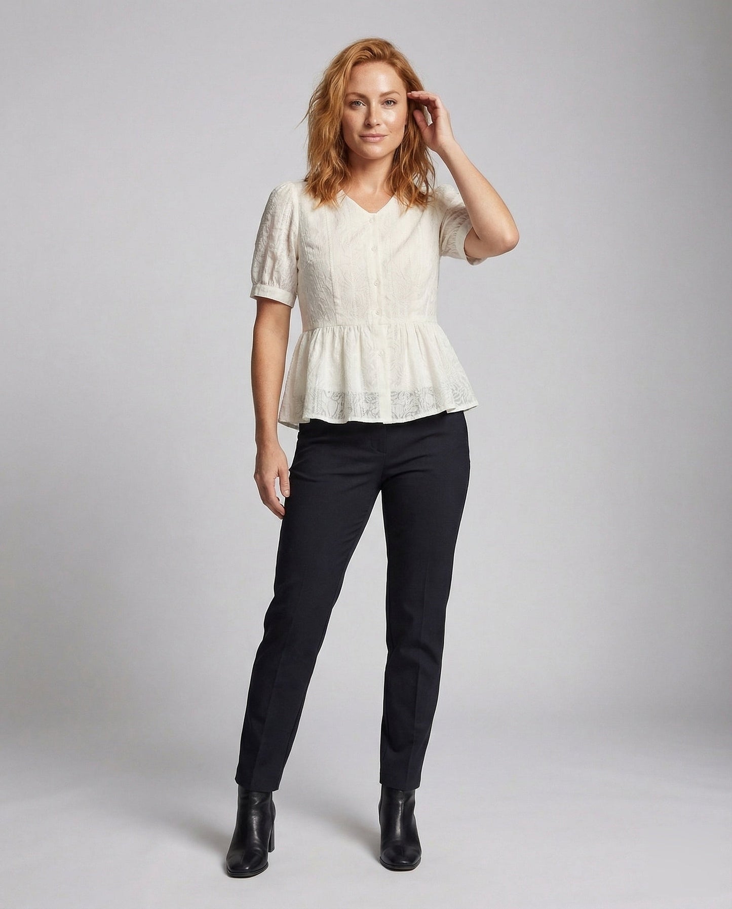 Damen Bluse aus Baumwoll-Leinen mit Volant - Norvielle