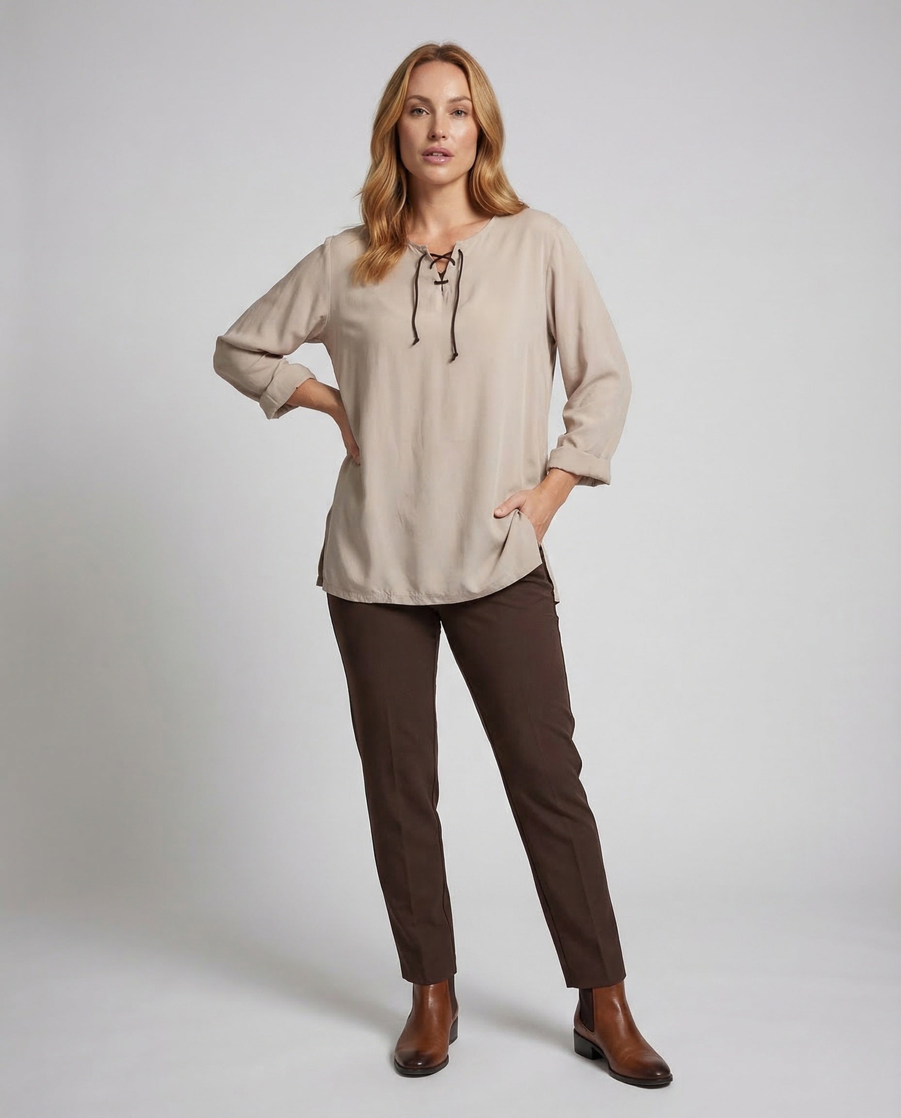Damen Oversize Tunika mit Schnürkragen - Norvielle