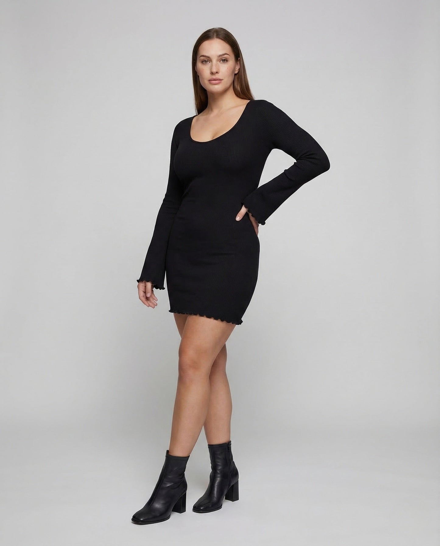 Damen Minikleid Langarm V-Ausschnitt Rippoptik - Norvielle