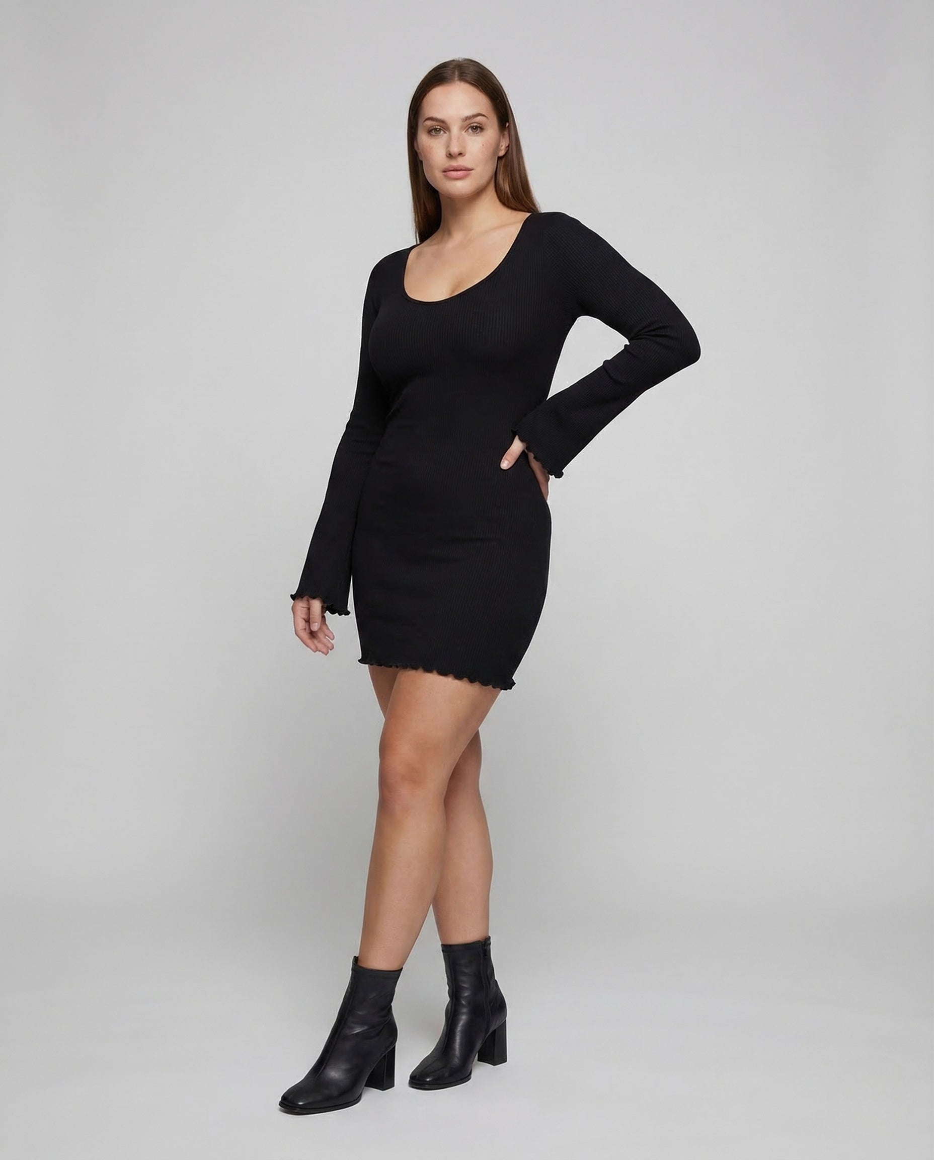 Damen Minikleid Langarm V-Ausschnitt Rippoptik - Norvielle