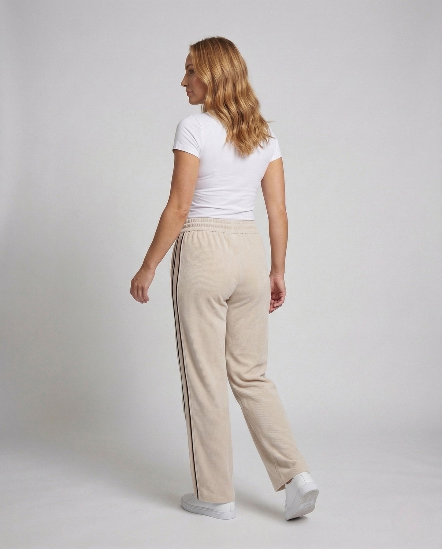 Product 15533368607050 - back_view