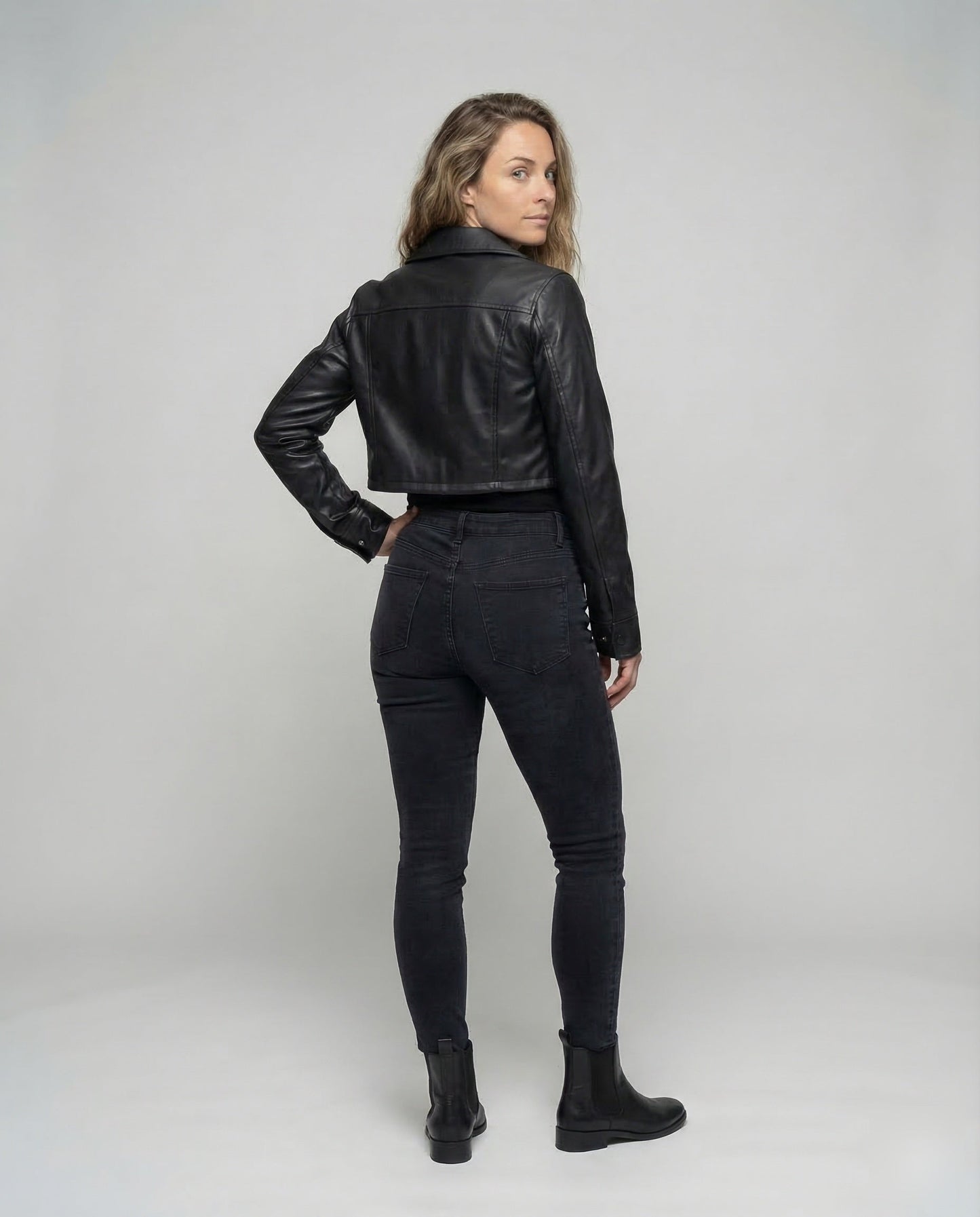 Product 15535324987722 - back_view