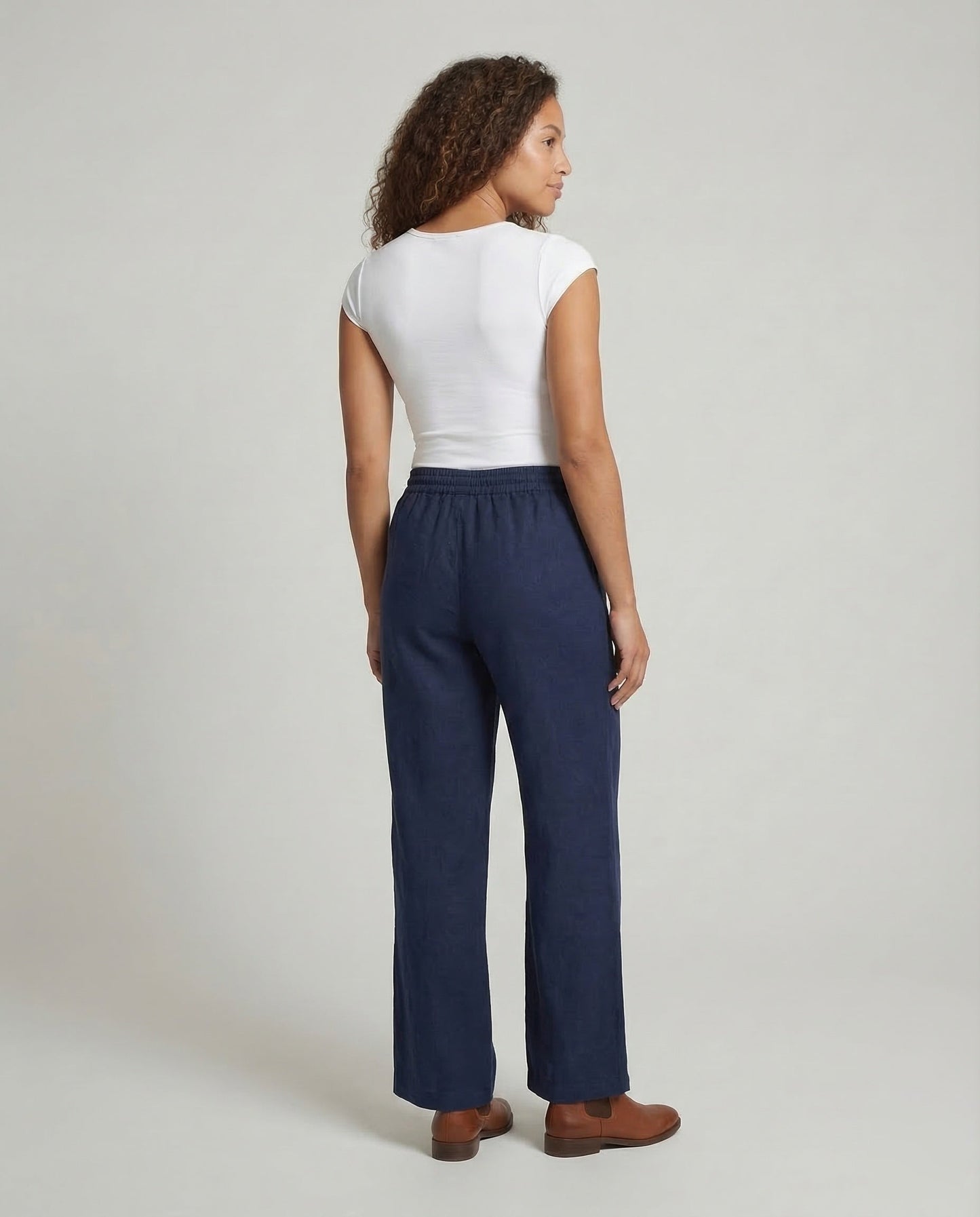 Product 15535325806922 - back_view