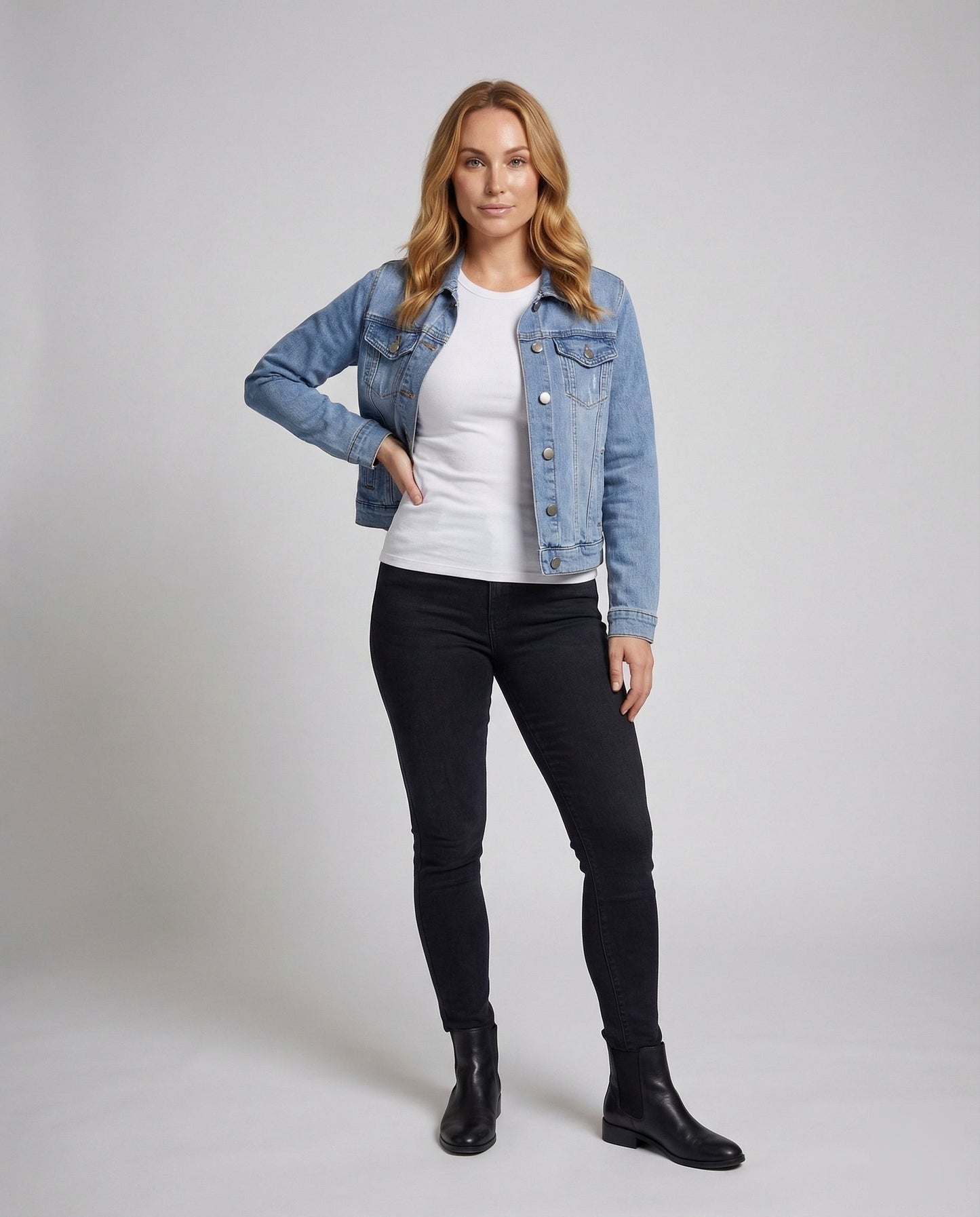 Damen Jeansjacke Boxy mit Druckknöpfen - Norvielle