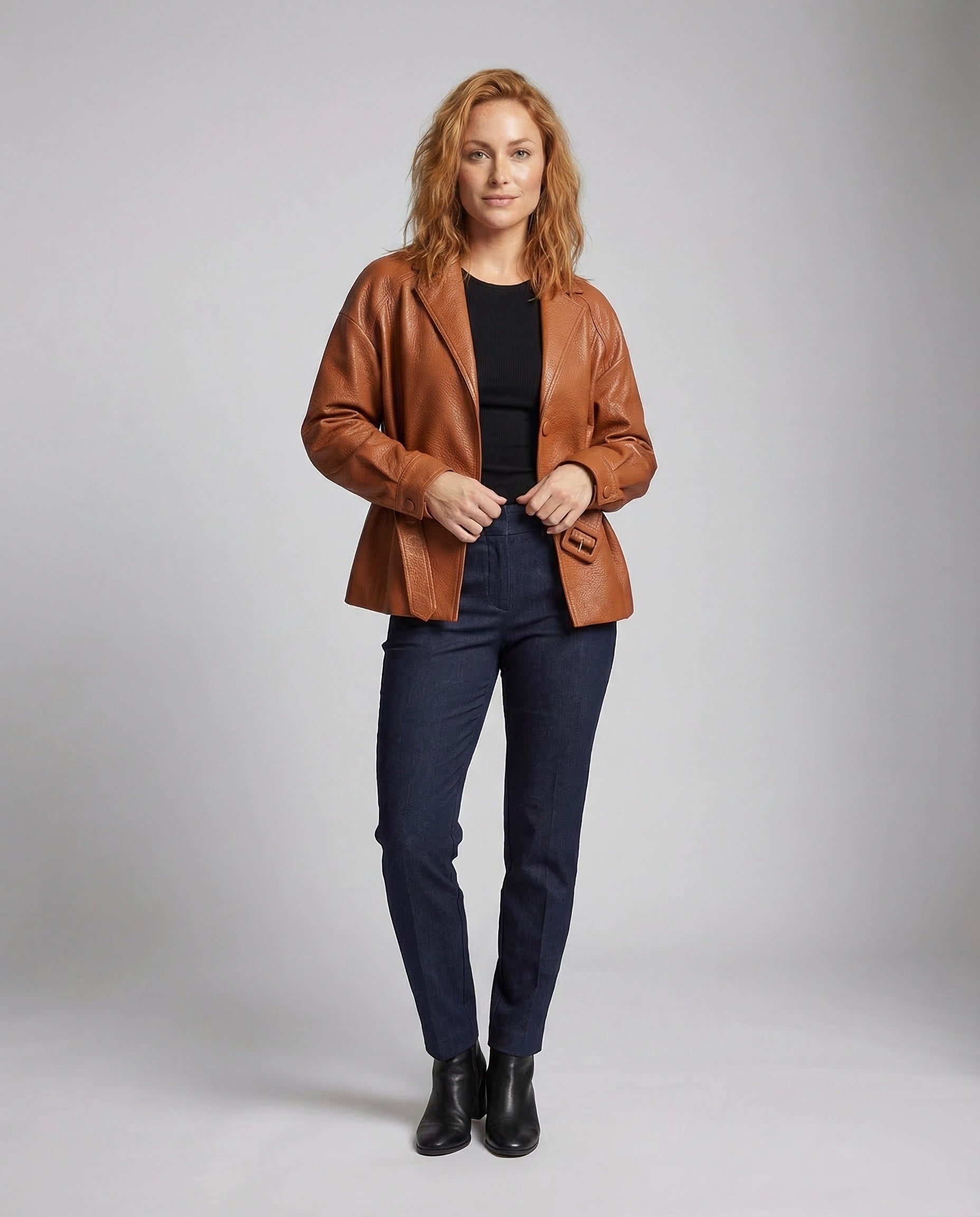Damen Blazer aus Kunstleder mit Gürtel - Norvielle
