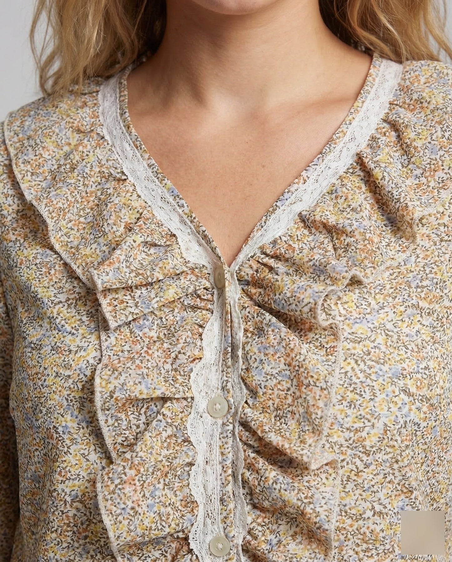 Product 15537208787274 - close_up_detail