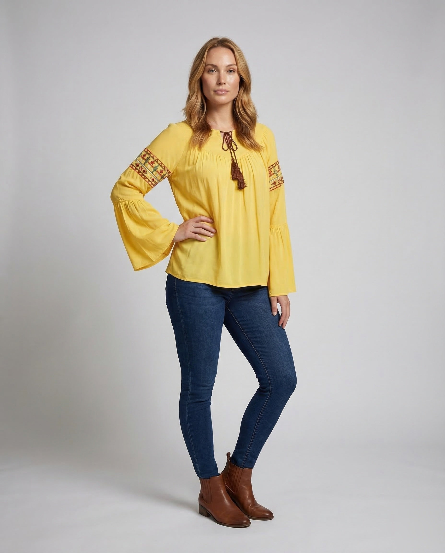 Damen Bluse Boho-Stil Bestickung Trompetenärmel - Norvielle