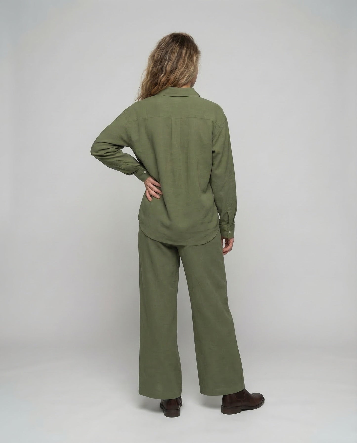 Product 15539109822794 - back_view