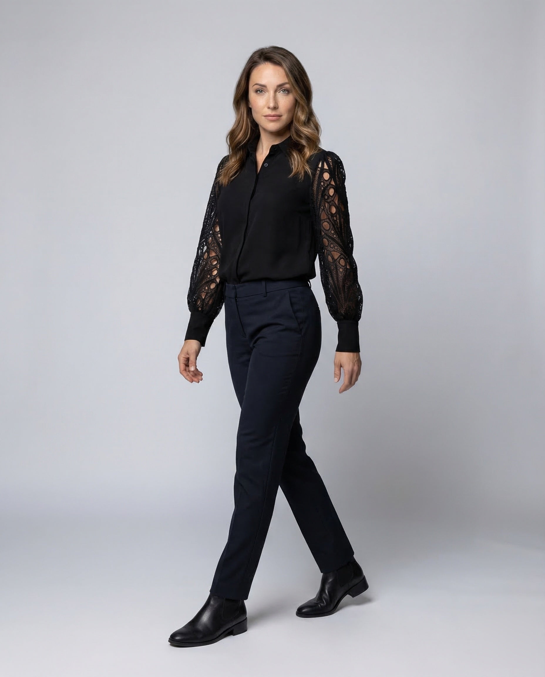 Damen Satinbluse mit Spitzenärmeln - Norvielle