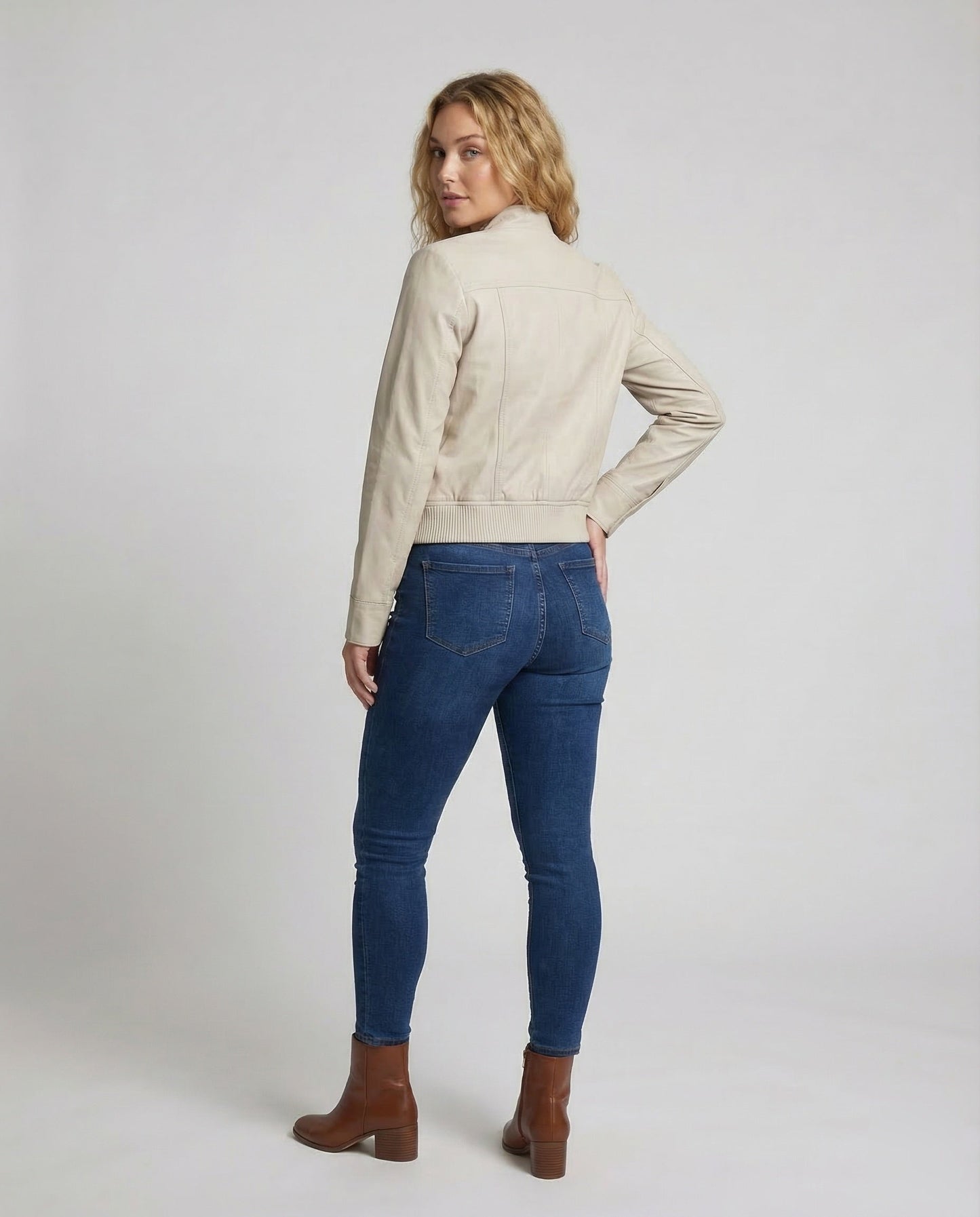 Product 15539121389898 - back_view