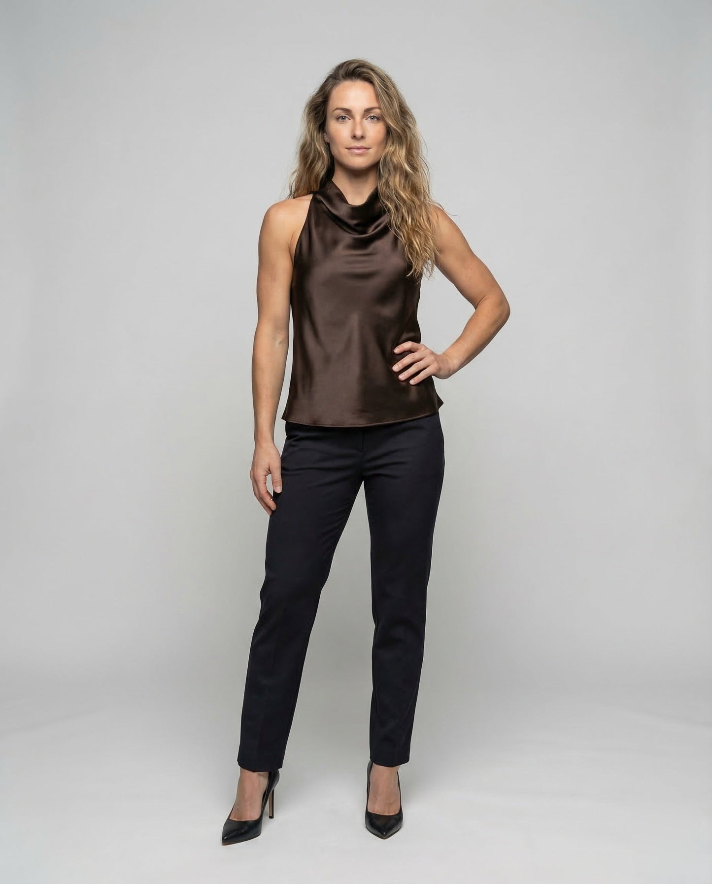 Damen Halterneck Wasserfallkragen Elegantes Oberteil - Norvielle