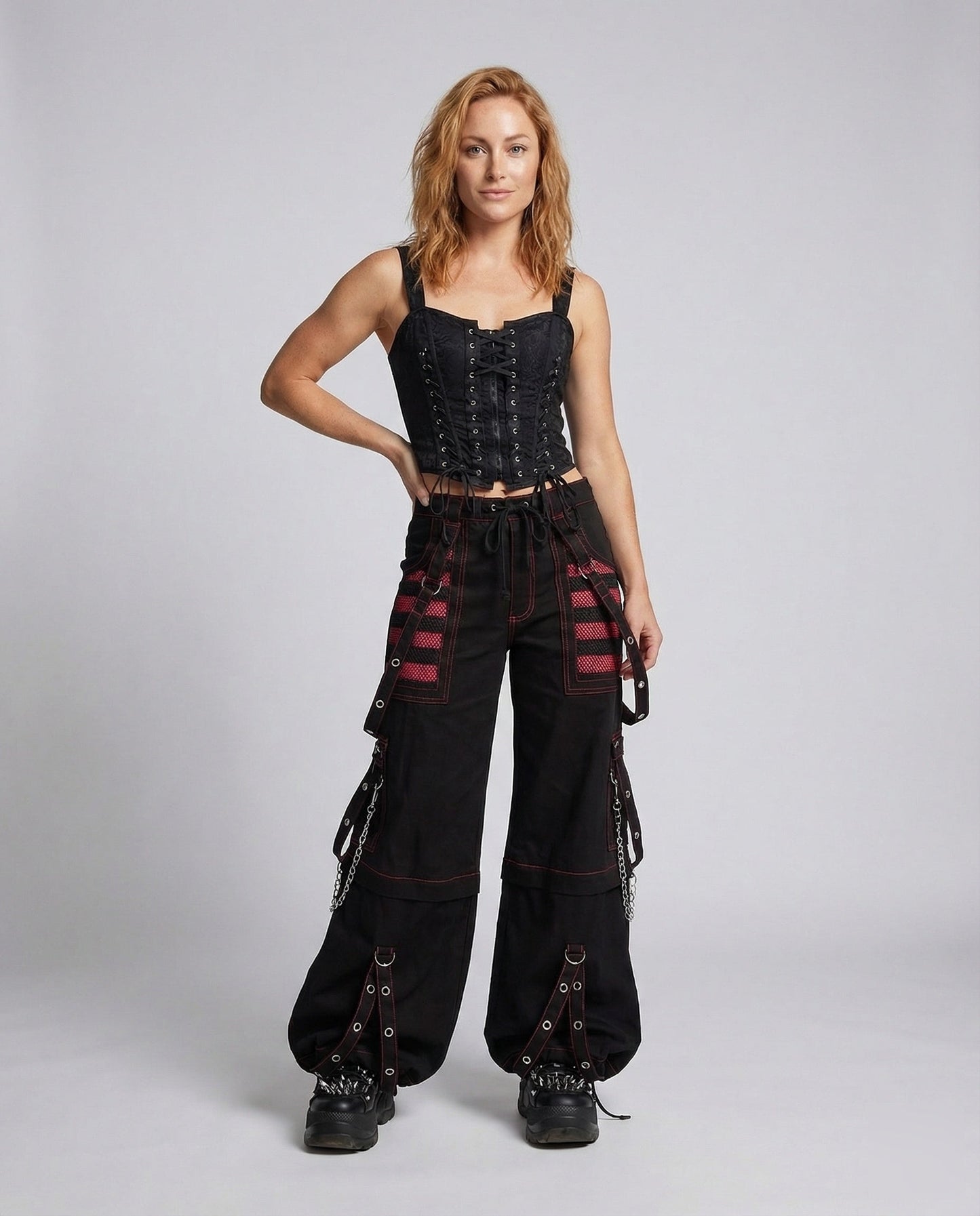 Damen Baggyhose mit Kettenriemen Schwarz - Norvielle