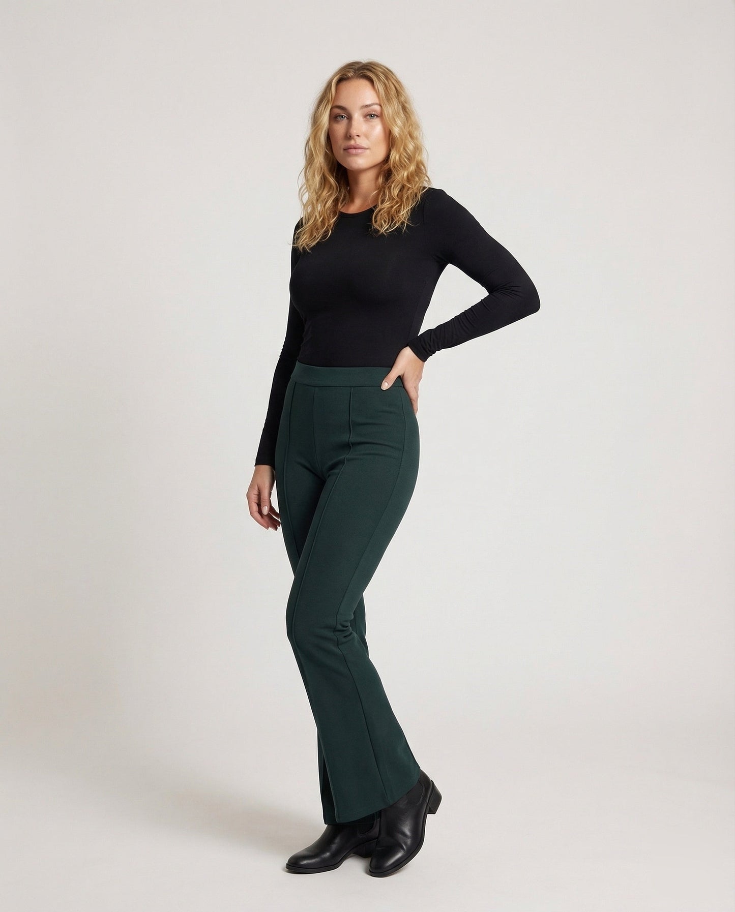 Damen Stretchhose Flare Mittelnaht - Norvielle