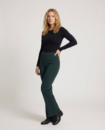 Damen Stretchhose Flare Mittelnaht - Norvielle