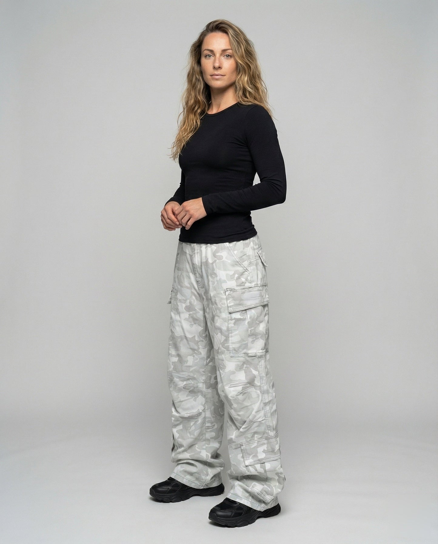 Unisex Cargohose Camouflage-Muster wird zu:
Unisex Cargohose - Norvielle