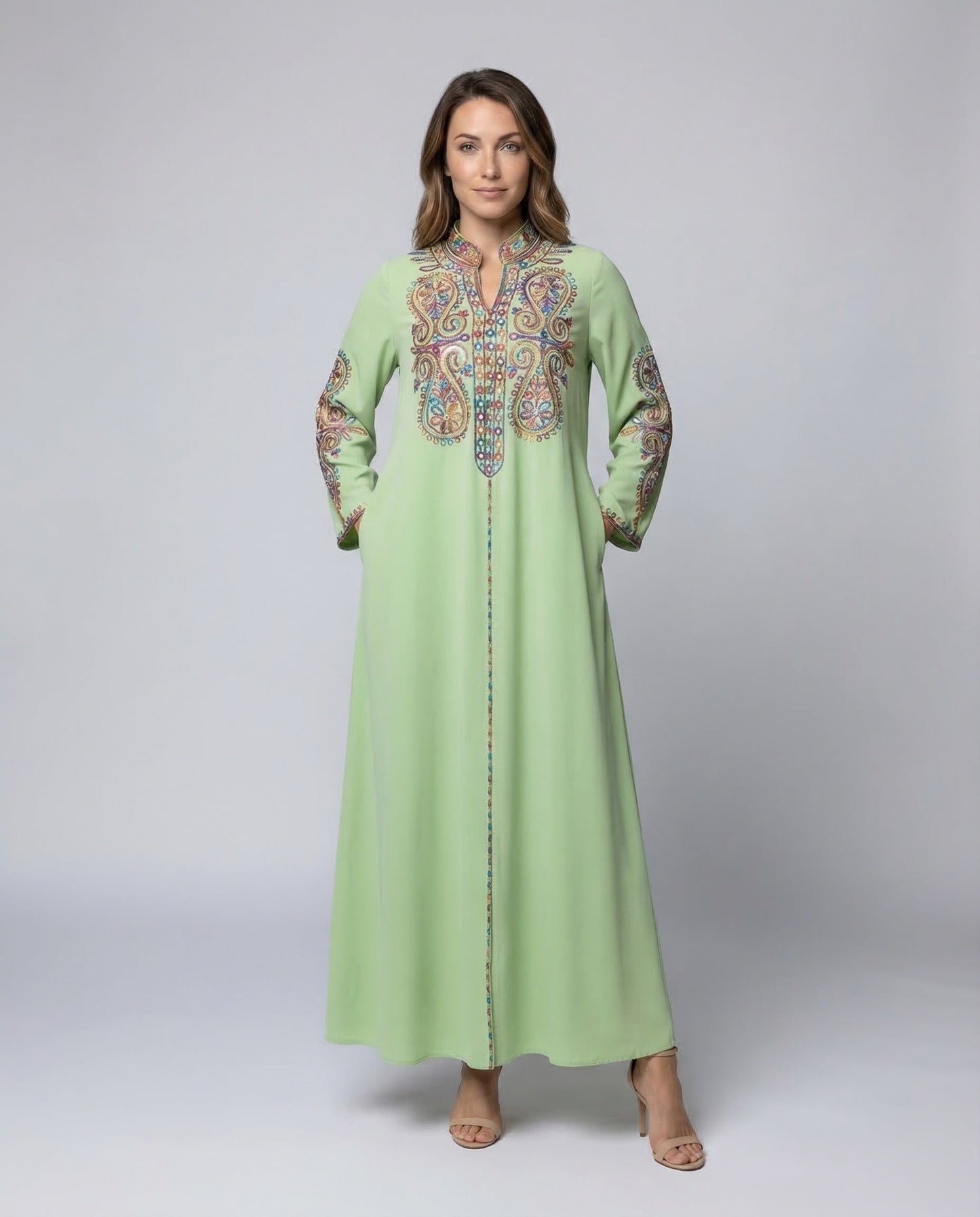 Damen Maxikleid Paisley-Druck mit Stickerei und Zierknöpfen - Norvielle