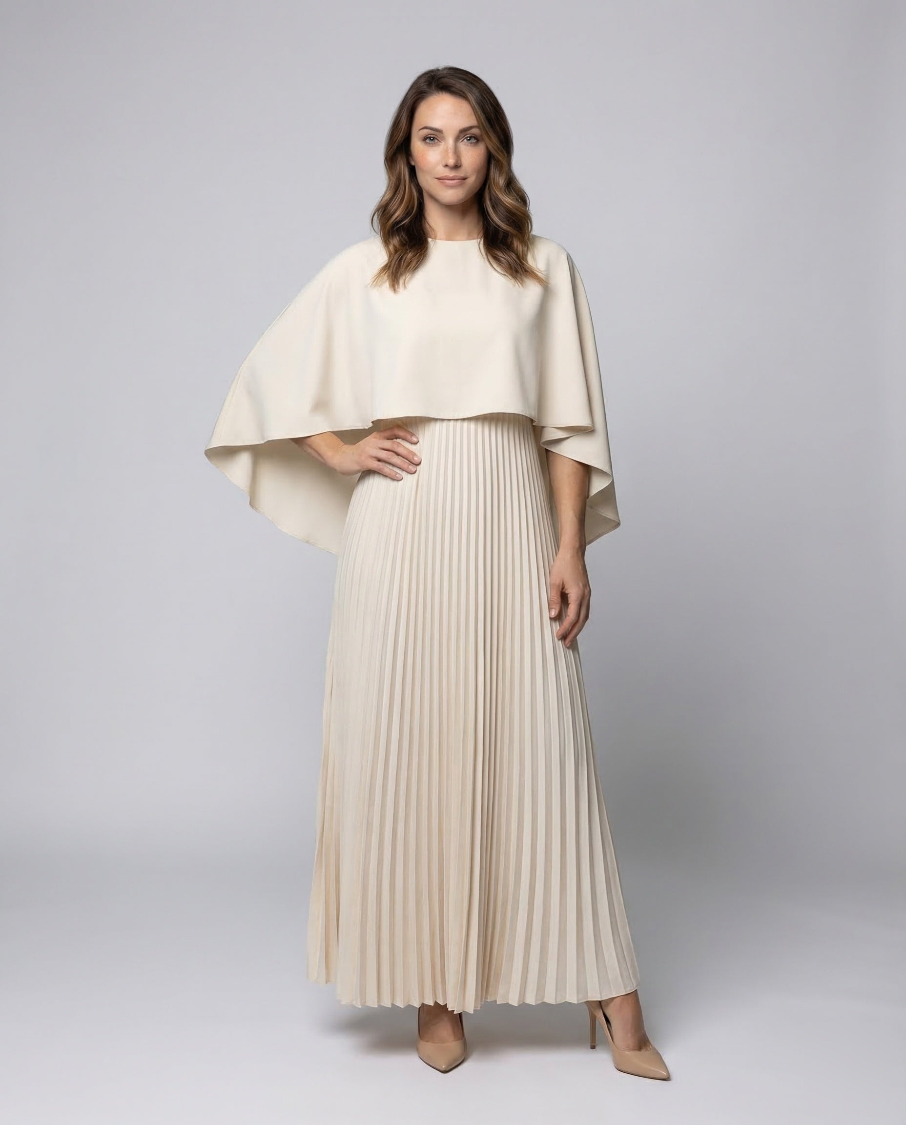Damen Maxikleid mit Plissee und Cape-Overlay - Norvielle