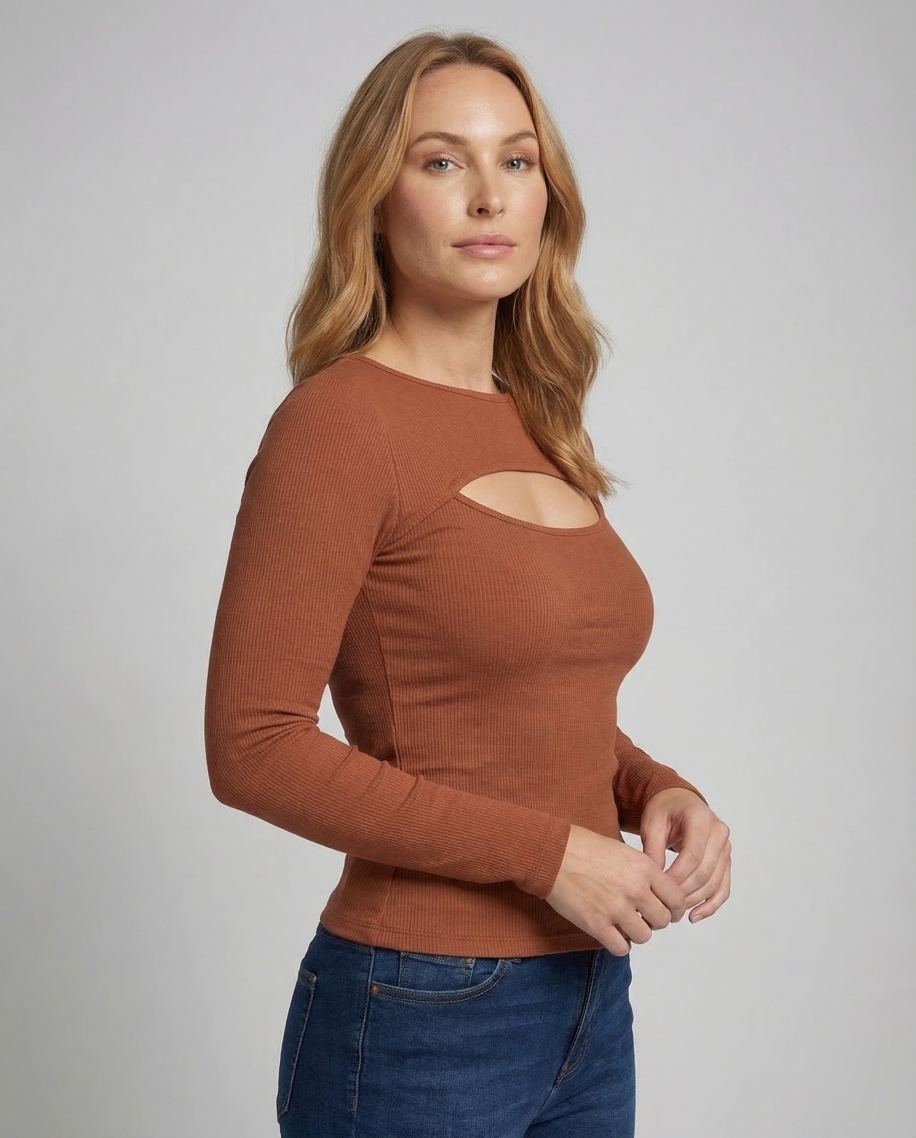 Product 15546787758410 - upper_body