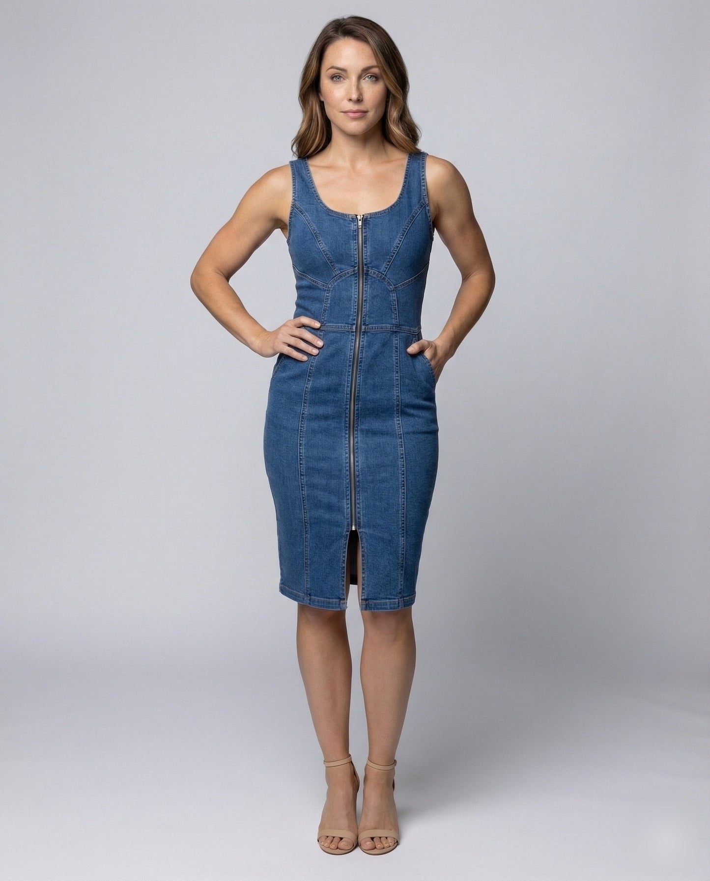 Damen Jeans-Kleid mit Metallreißverschluss und Nahtpaneele - Norvielle