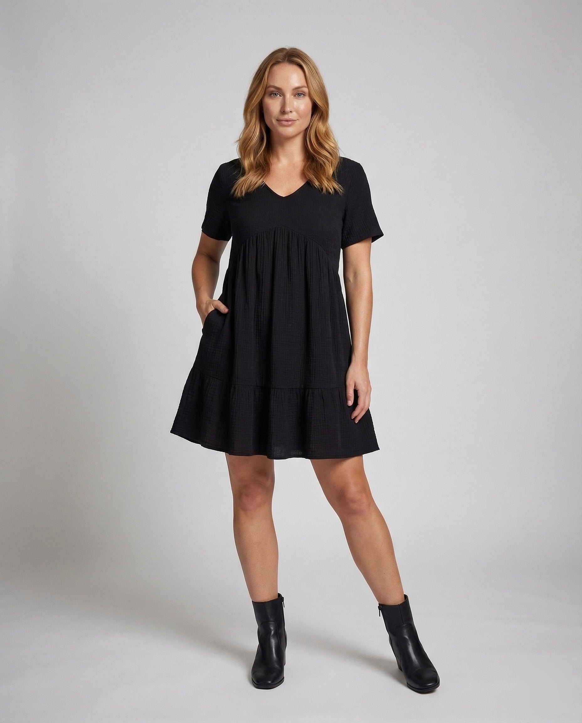 Damen Midikleid Empire Taille Volantrock Schwarz - Norvielle