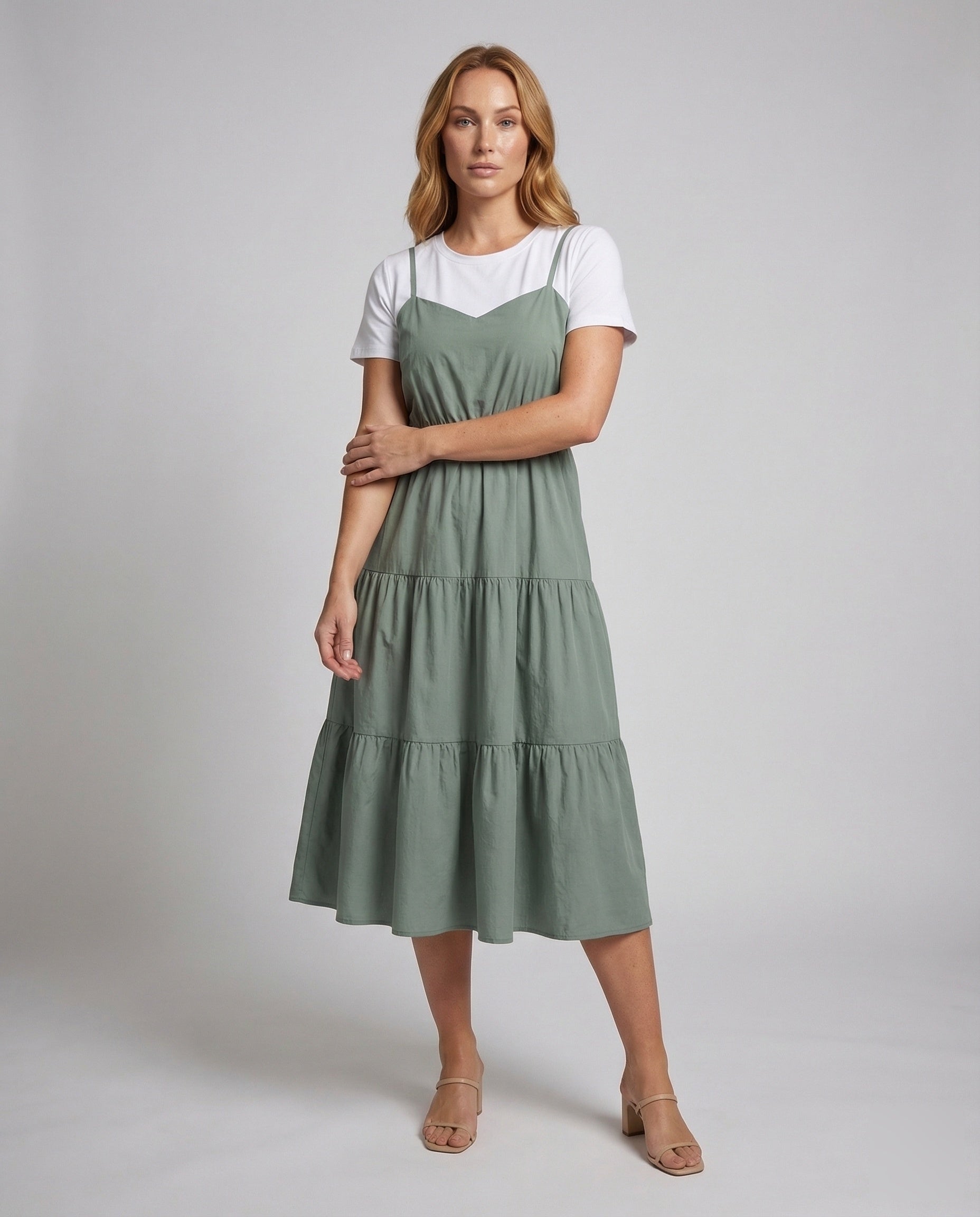 Damen Trägerkleid Lagenlook Stufig Schwarz - Norvielle