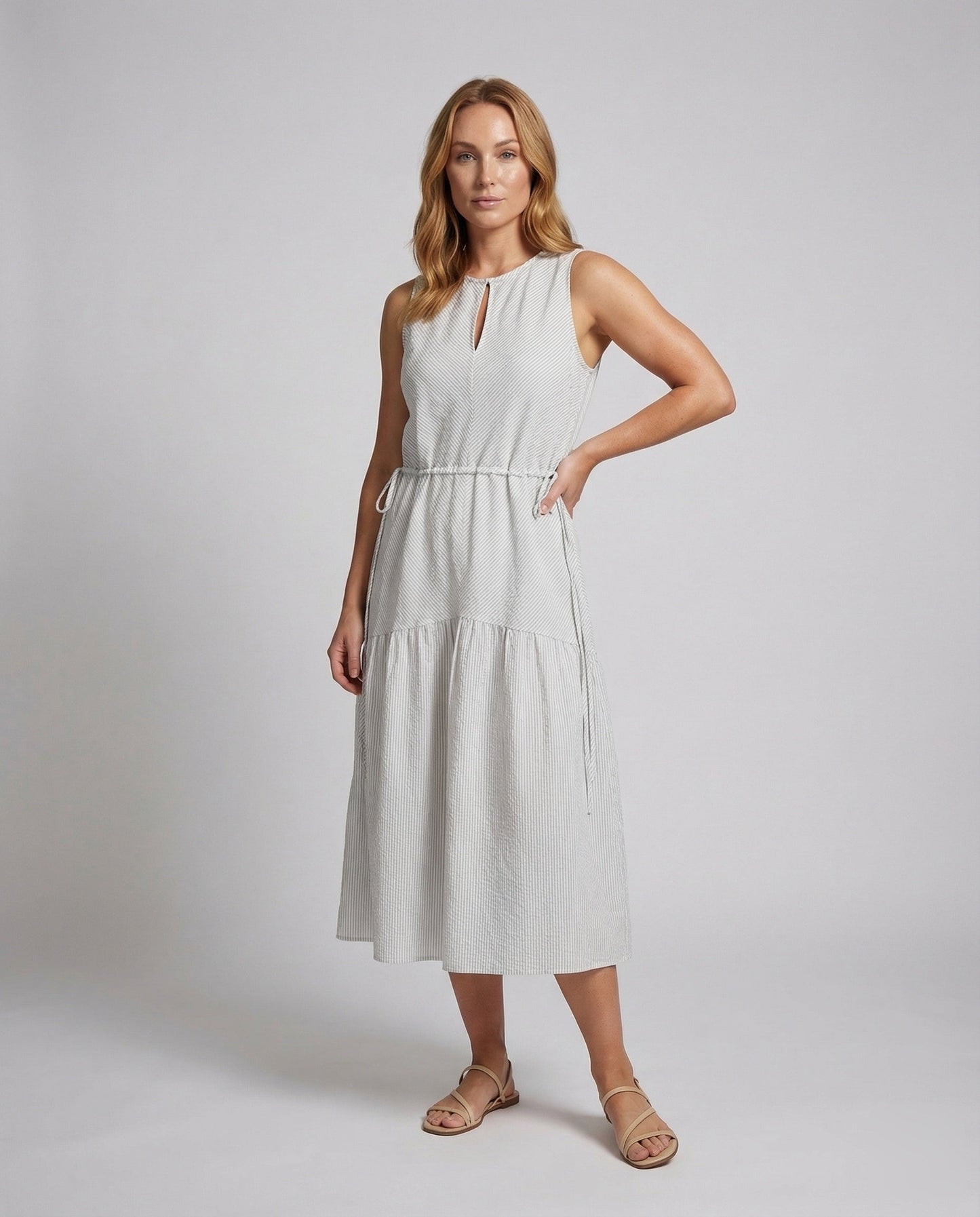Damen A-Linien Kleid aus Krepp mit Eingrifftaschen - Norvielle