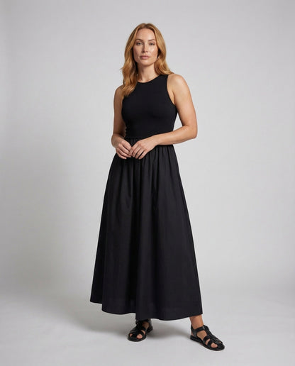 Damen Maxi-Kleid mit Gerafftem Rock und Tank-Oberteil - Norvielle
