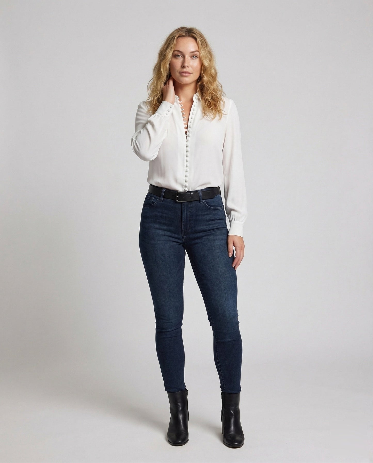 Damen Hemdbluse V-Ausschnitt Schlaufenknöpfe Weiß - Norvielle