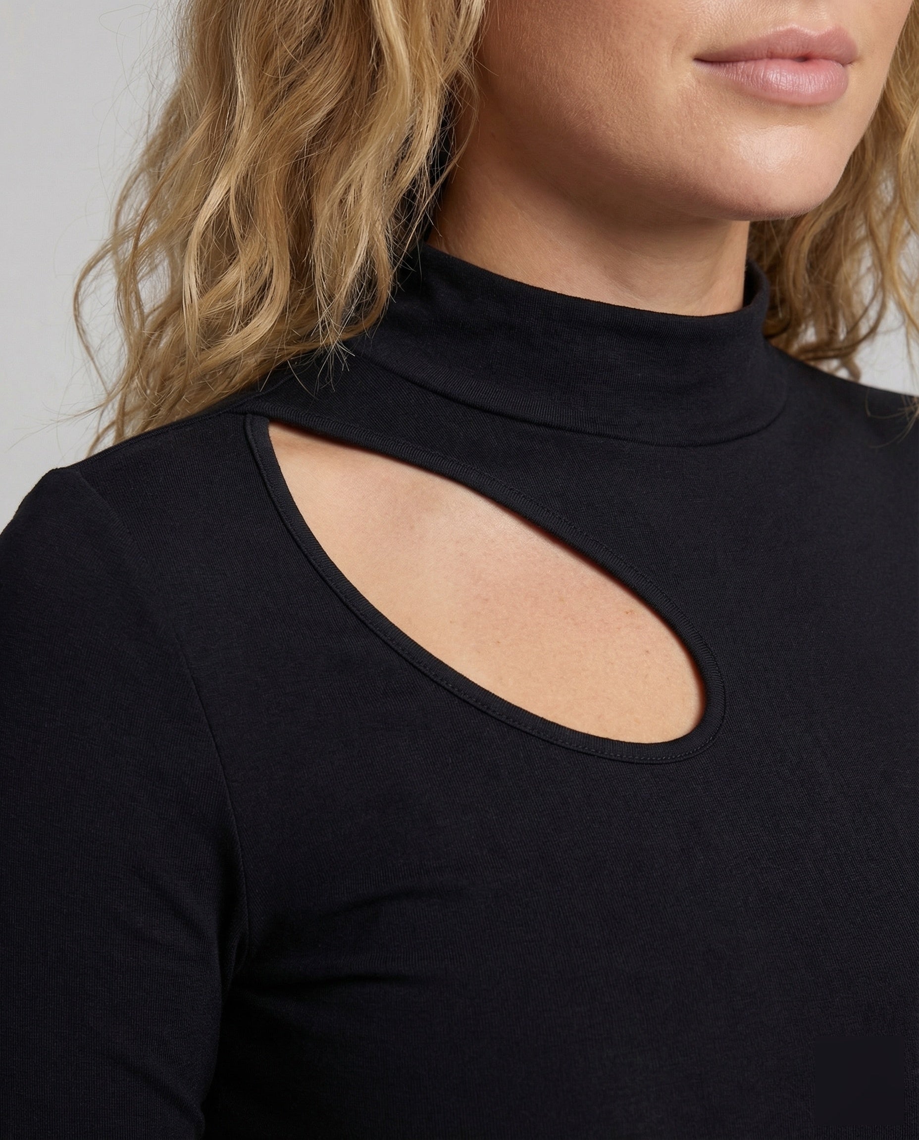 Product 15548832383306 - close_up_detail