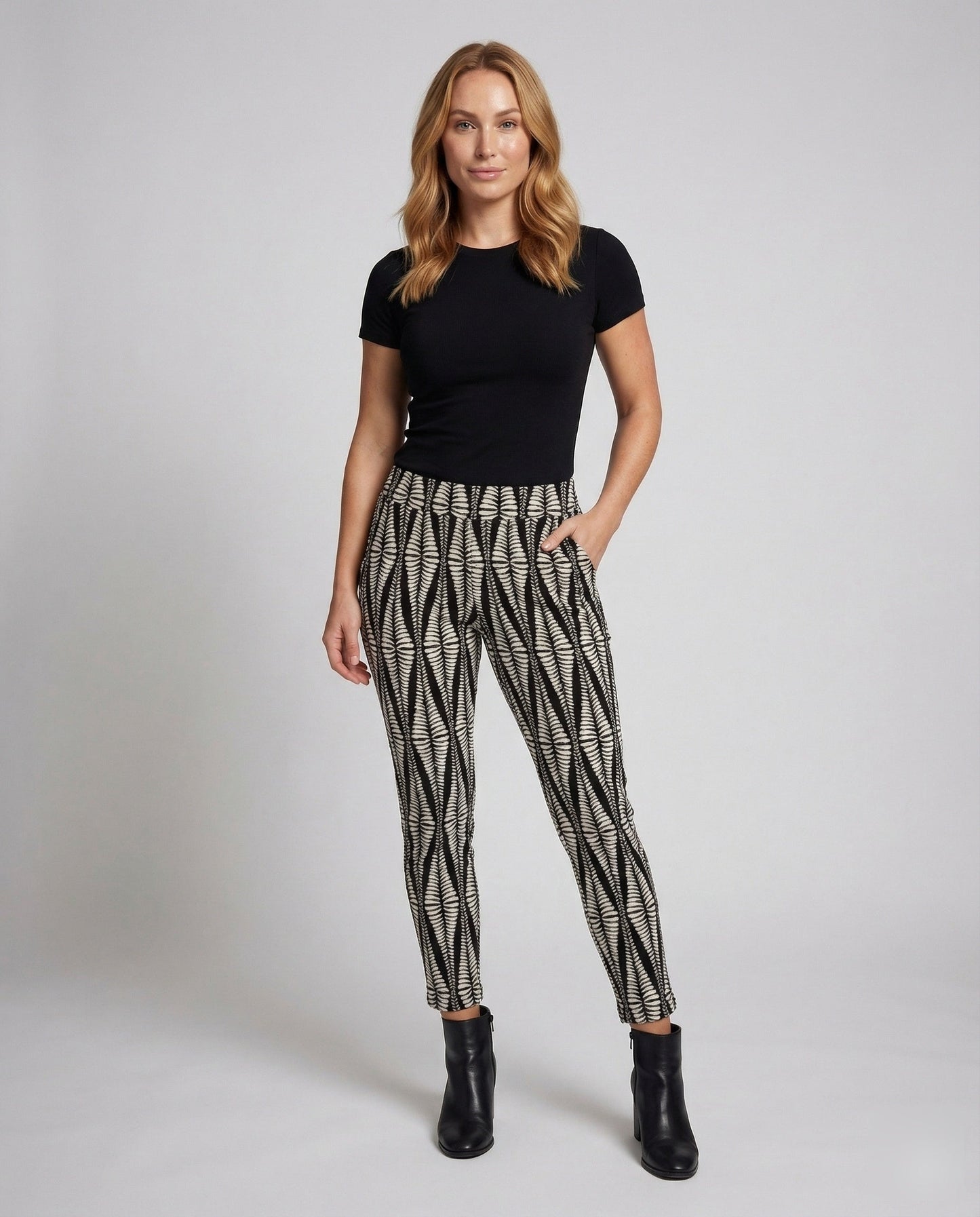 Damen Enges Jersey-Knieholbein Schwarz - Norvielle