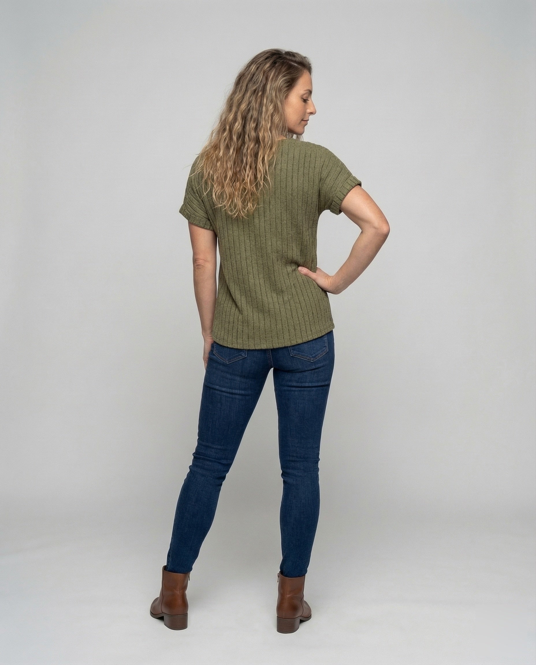 Product 15548856598858 - back_view