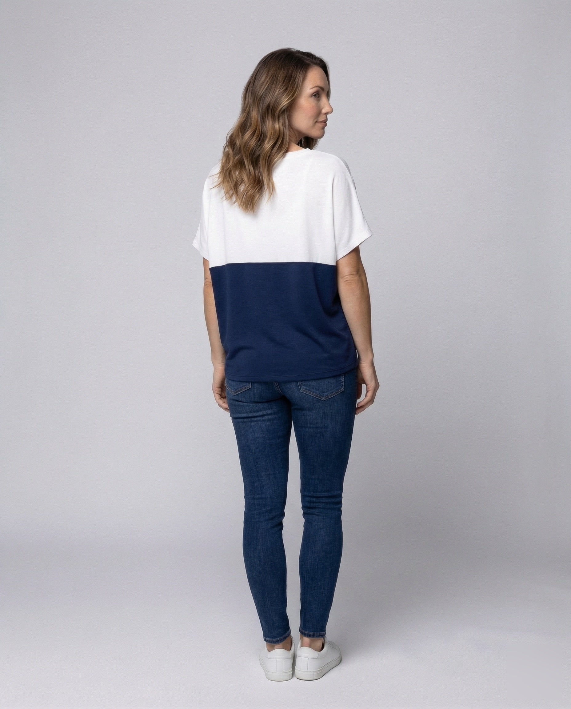 Product 15548874916170 - back_view