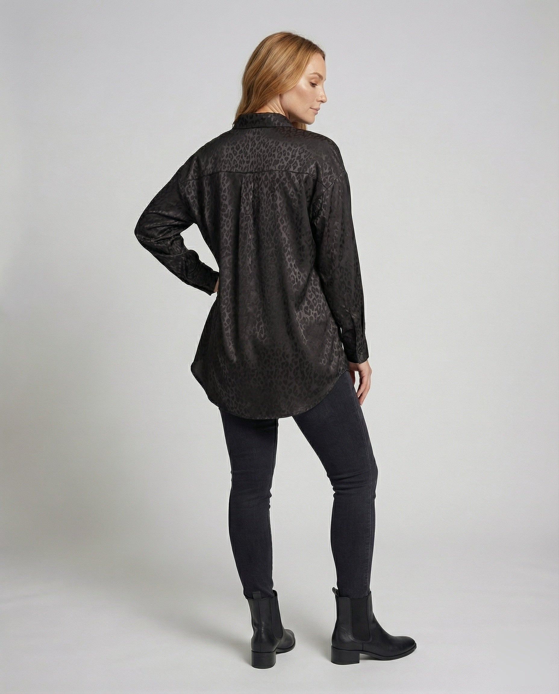 Product 15548880126282 - back_view