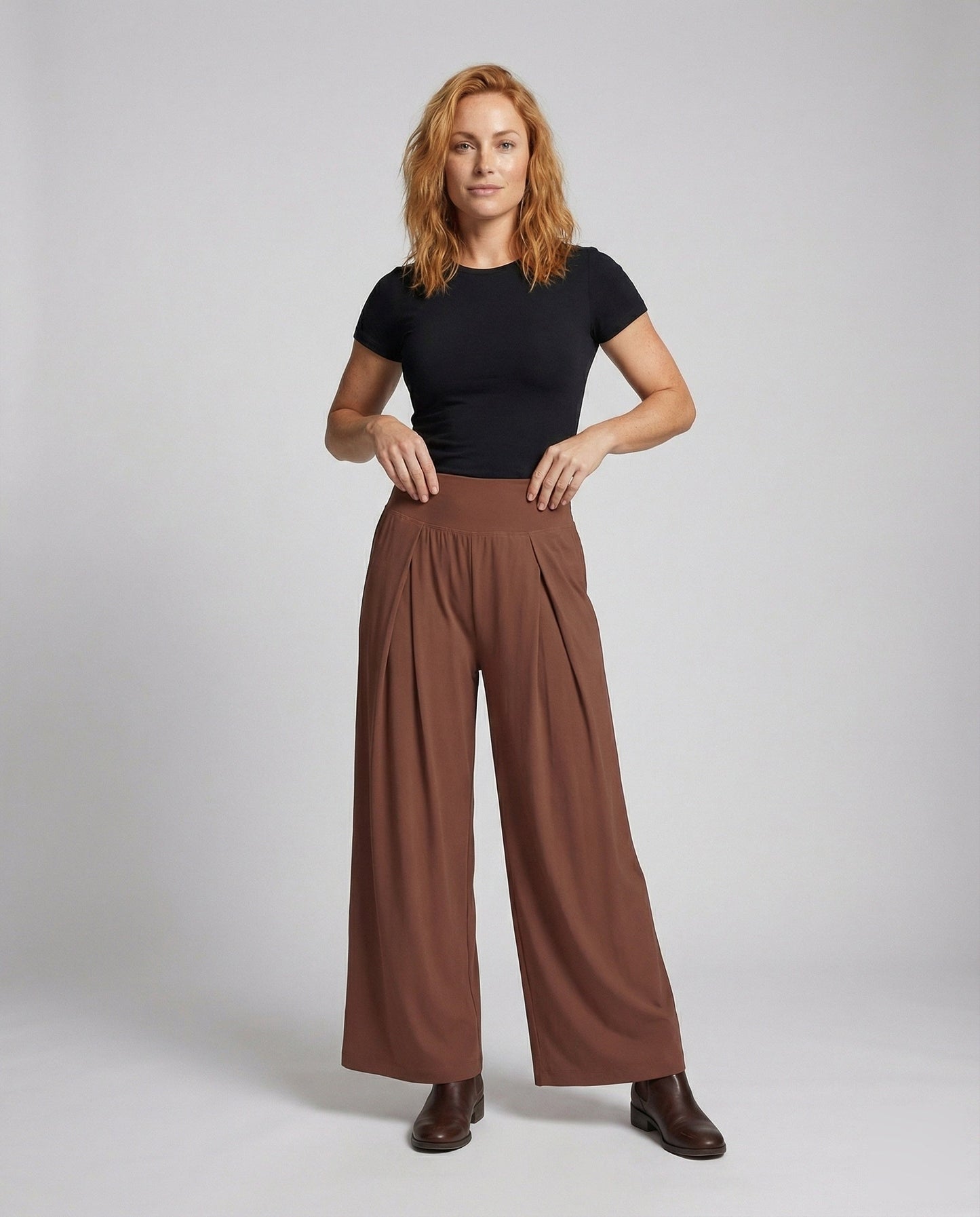 Damenweite Relaxhose Stretchbund Elastisch Schwarz - Norvielle