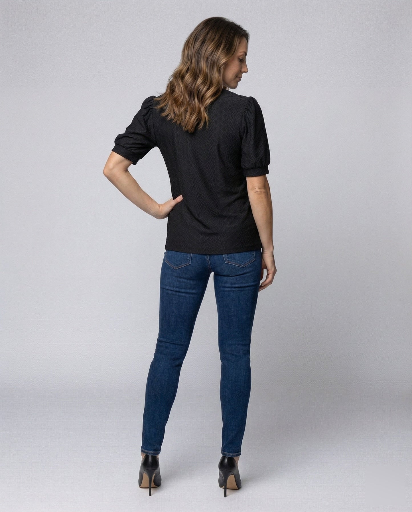 Product 15550443422026 - back_view