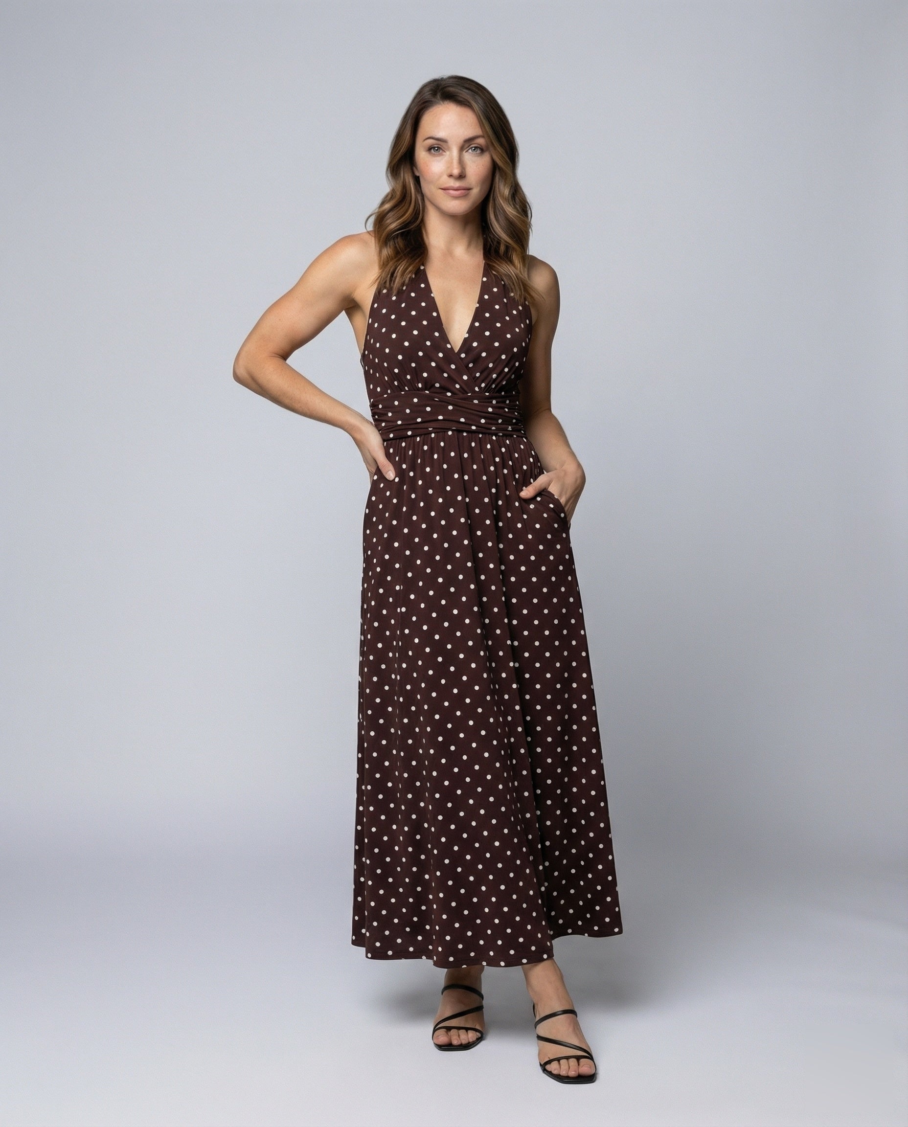 Damen Maxikleid Gepunktet Raffung Neckholder Schwarz - Norvielle