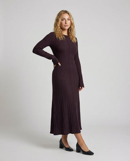 Damen Maxikleid Faltenrippen Elegant Lang - Norvielle